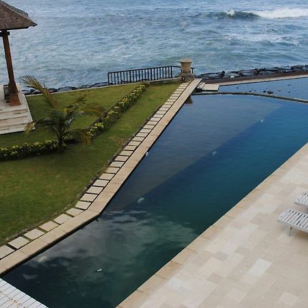 Suarti Resort, Villas & Gallery Ketewel Eksteriør bilde